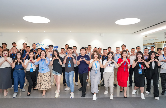 騰訊云＆AICC正式簽約 用AI引領企業(yè)創(chuàng)新未來！